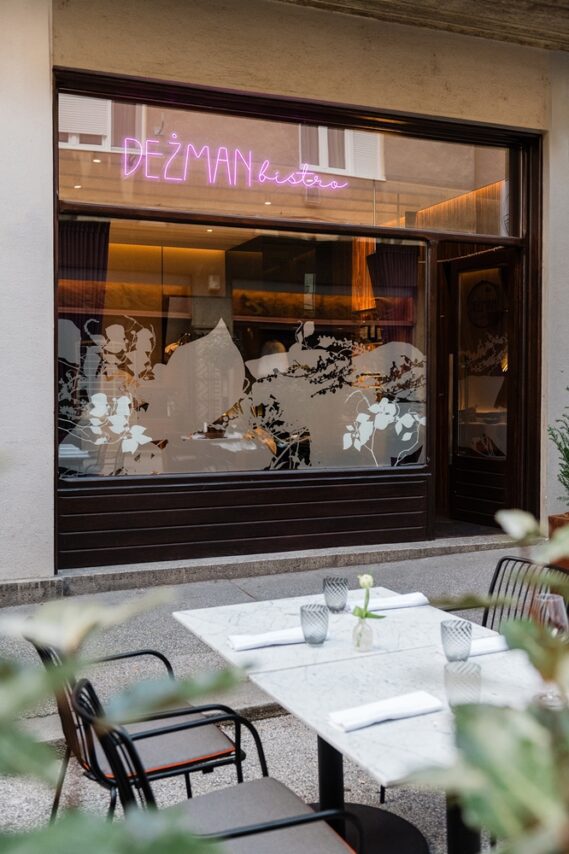 dežman bistro terasa